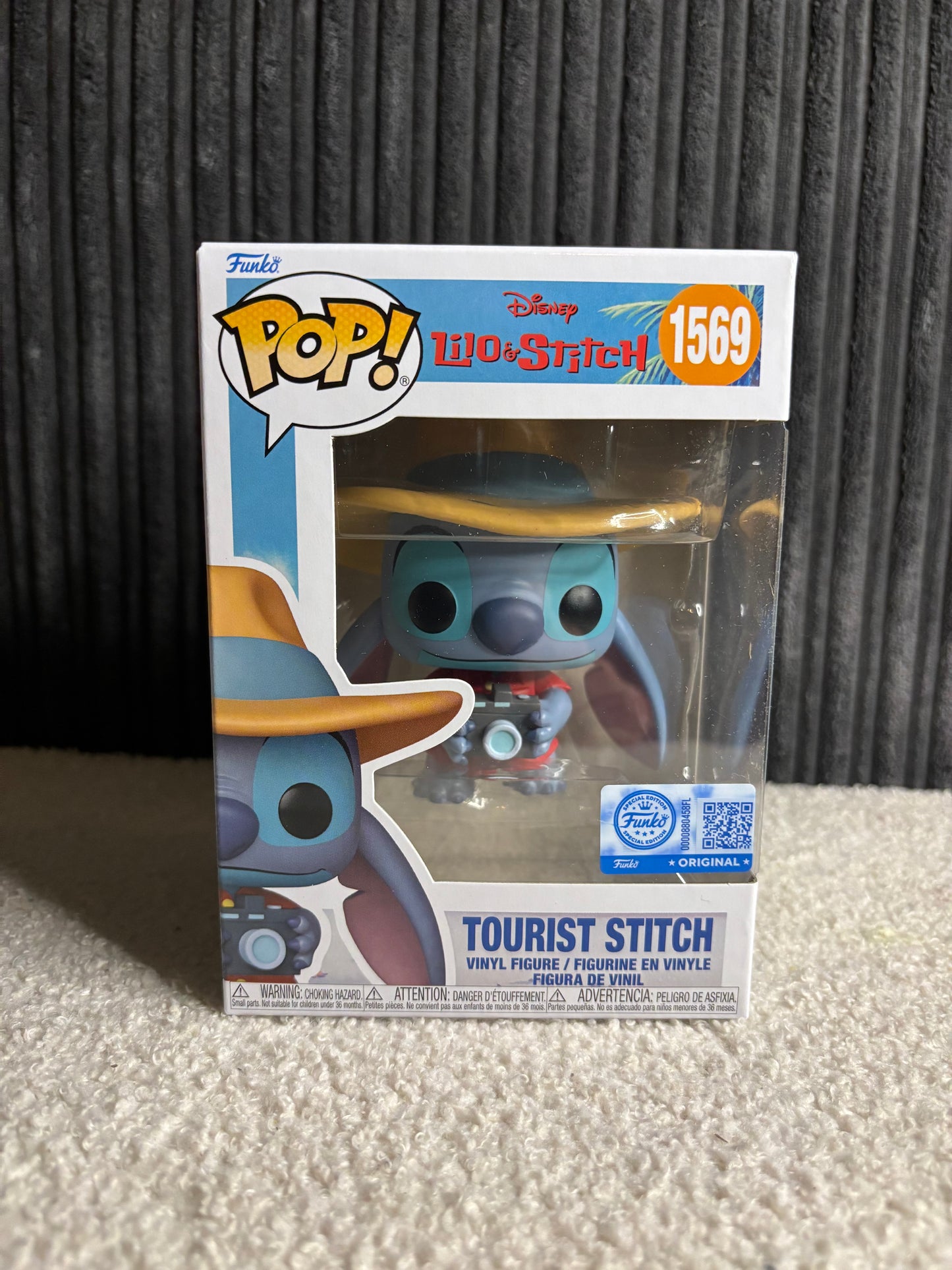 Funko Pop! Disney – Tourist Stitch #1569 (Lilo & Stitch Series)