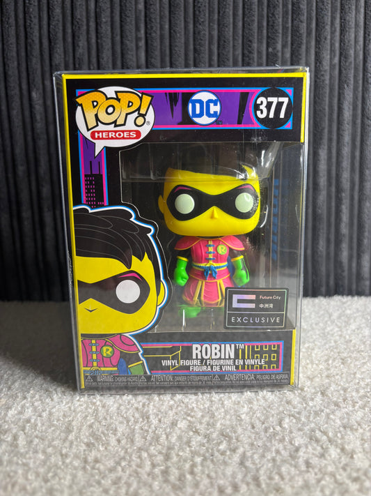 Funko Pop! DC Heroes: Robin #377 (Exclusieve Future City Variant)